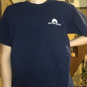Nature backs navy t-shirt